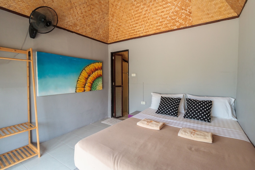 Sabaii Bay Resort 26/75