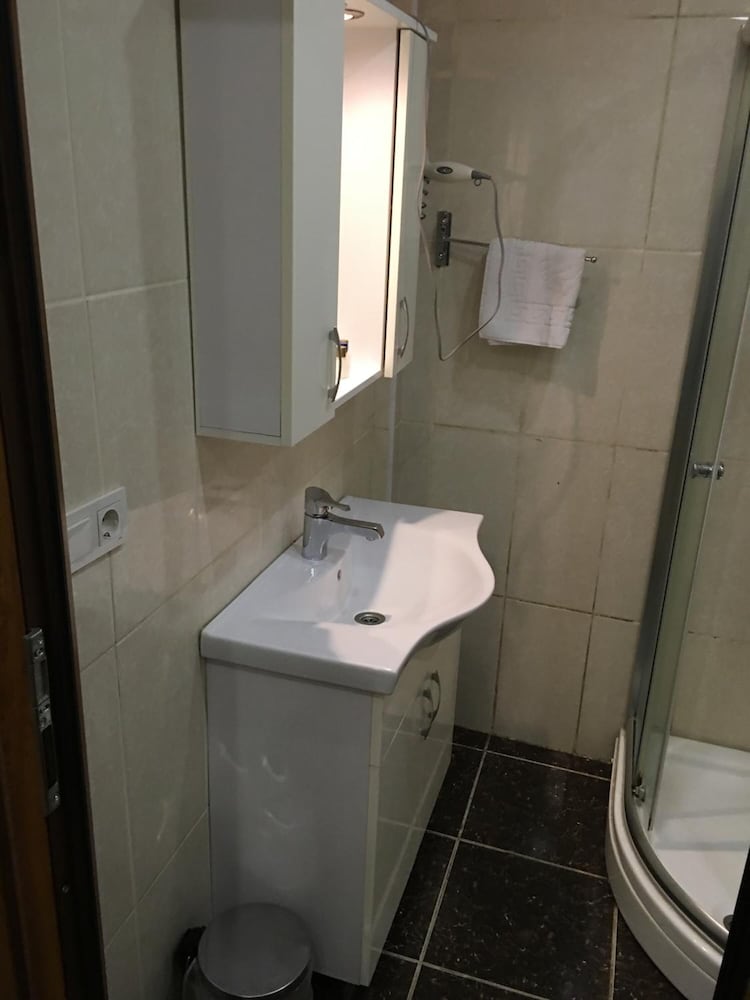 Birinci Apart Hotel 20/22