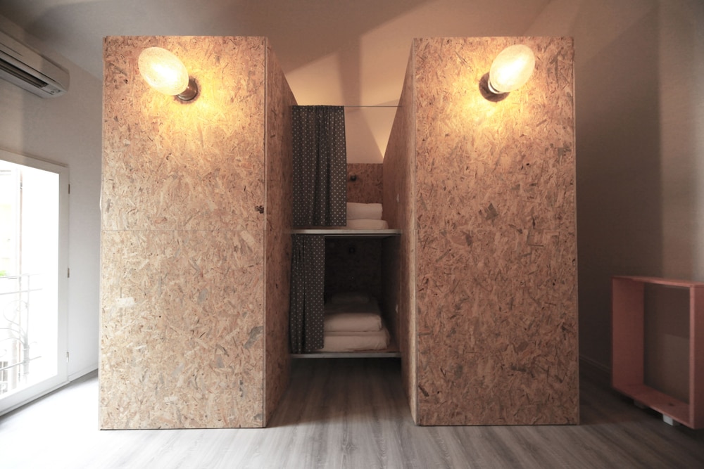 Dopa Hostel 26/39