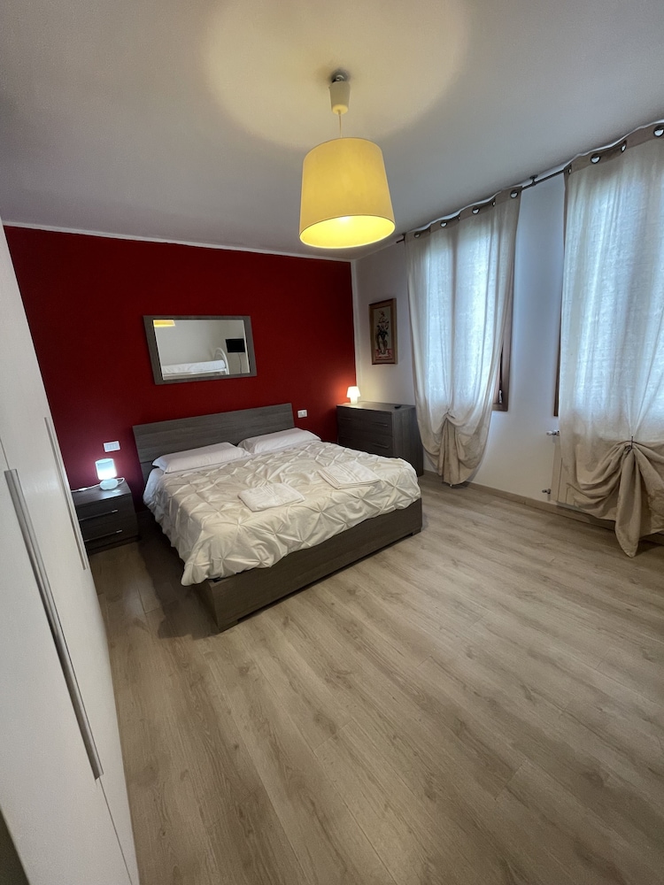 غرفة حصرية ثلاثية بحمام خاص، Harry's Guest House 3/8