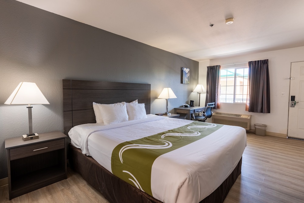 Quality Inn & Suites Crescent City Redwood Coast 18/52