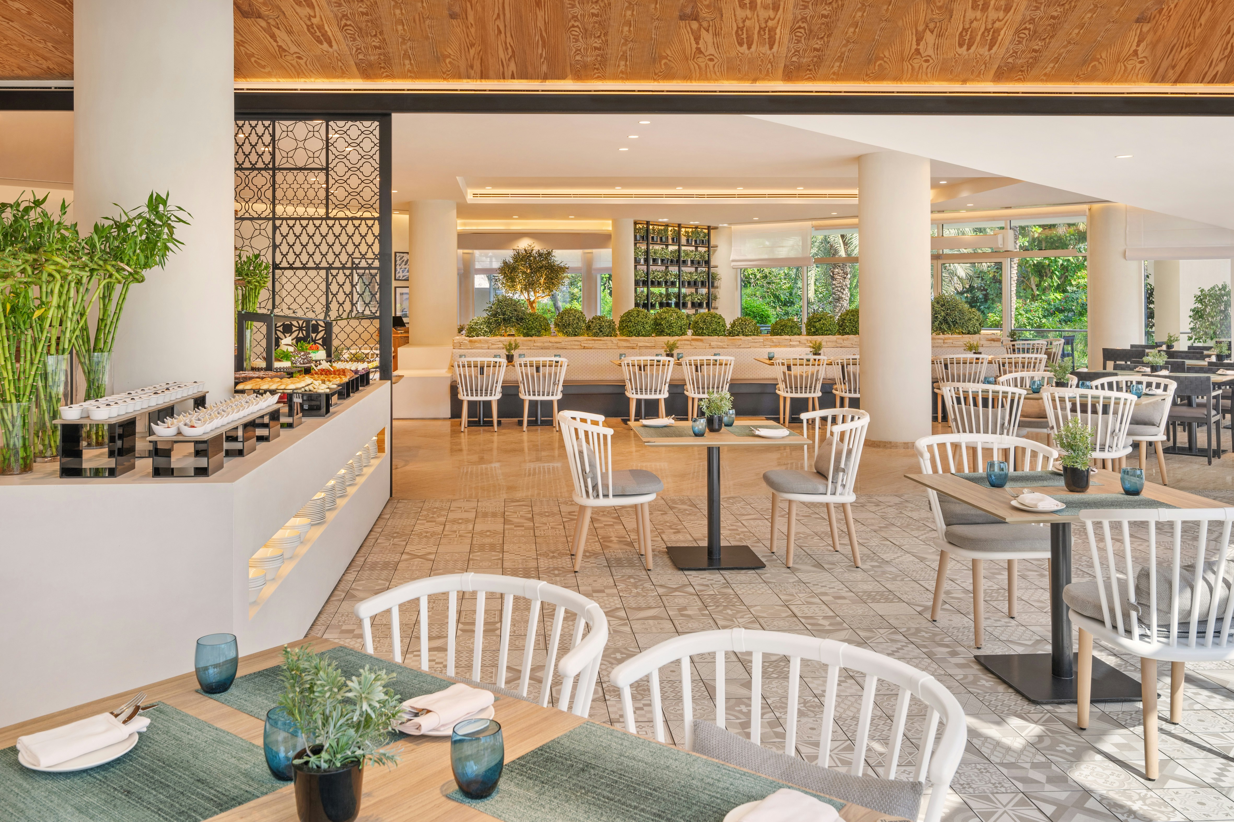 Fujairah Rotana Resort and Spa 14/38
