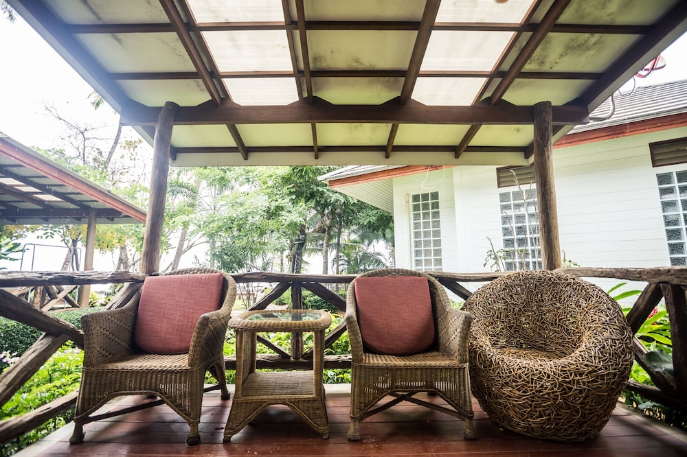 NA TARA RESORT 33/50