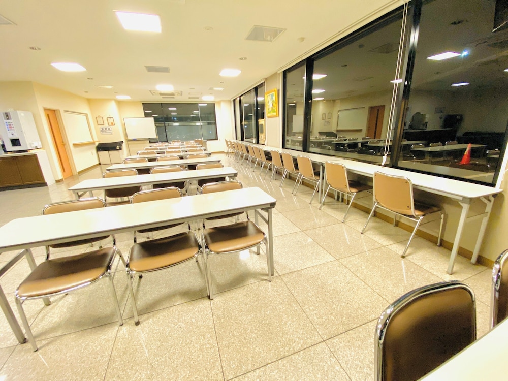 Center Hotel Narita 1 34/41