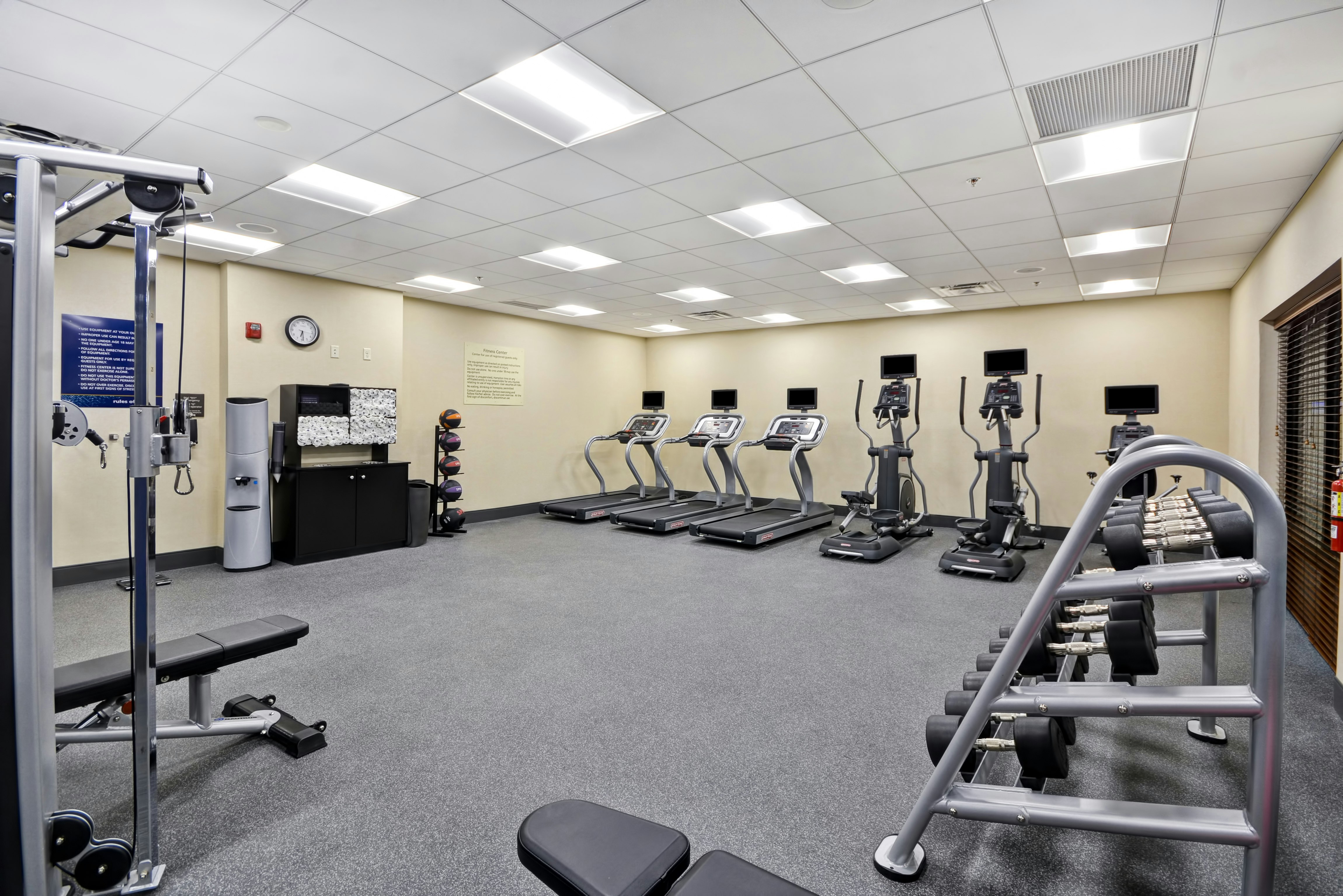Hampton Inn Suites Grants Pass Or 22/39