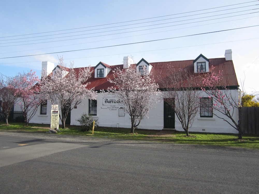 SORELL BARRACKS 6/54