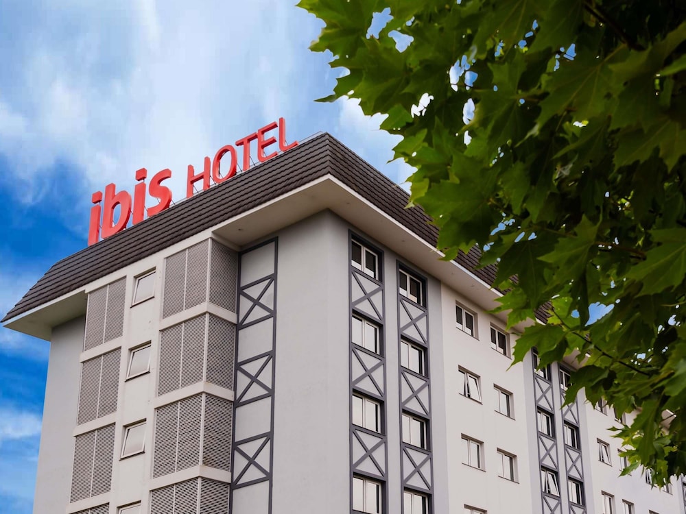 Ibis Igrejinha 7/78