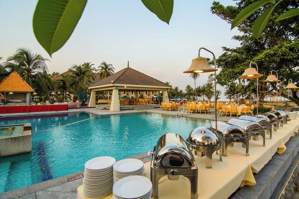 The Nouveau Chumphon Beach Resort and Golf 54/60