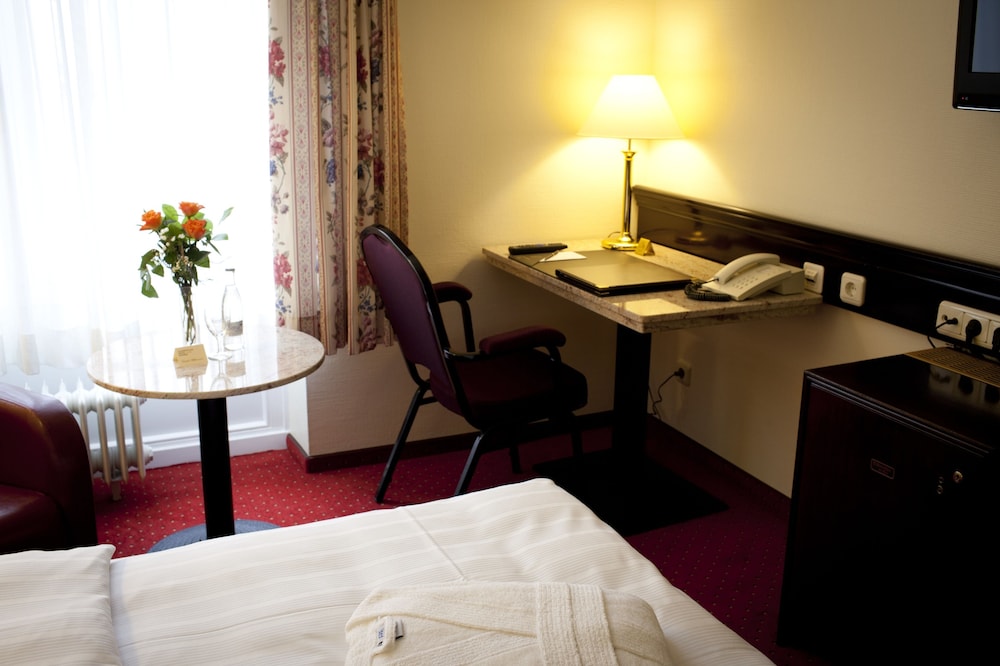 Sachsenwald Hotel Reinbek 24/48