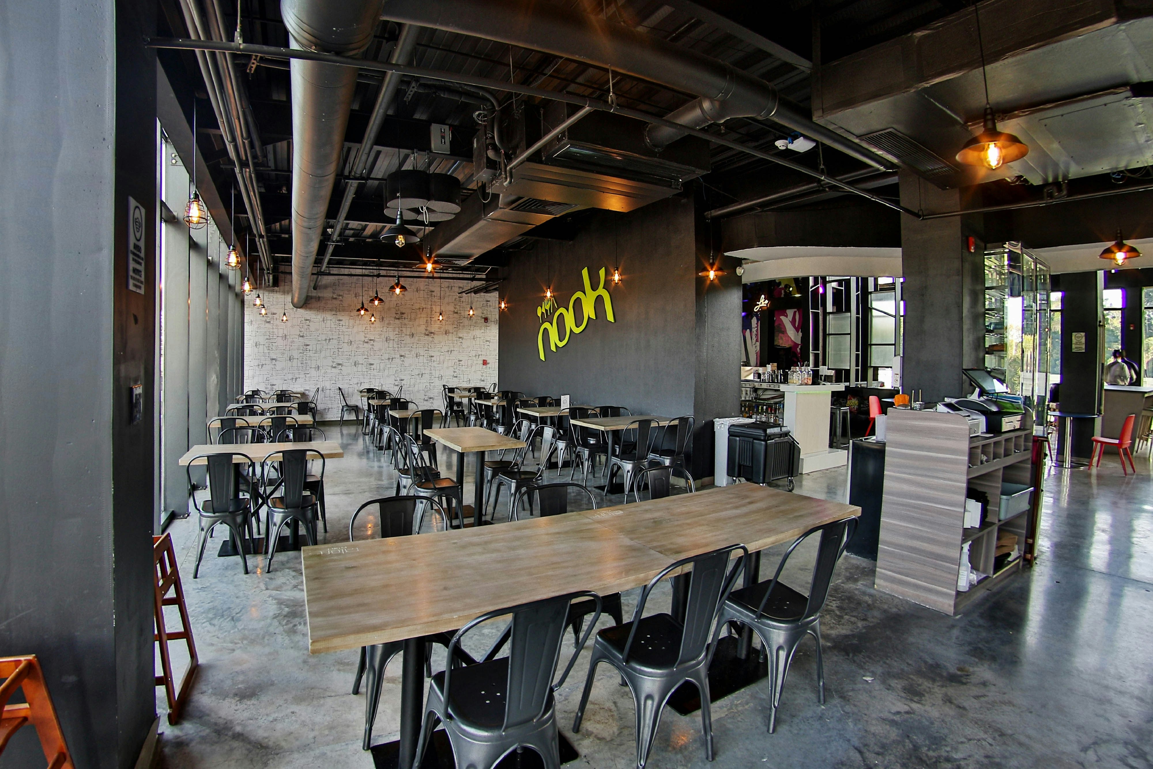 Aloft Ponce 40/50