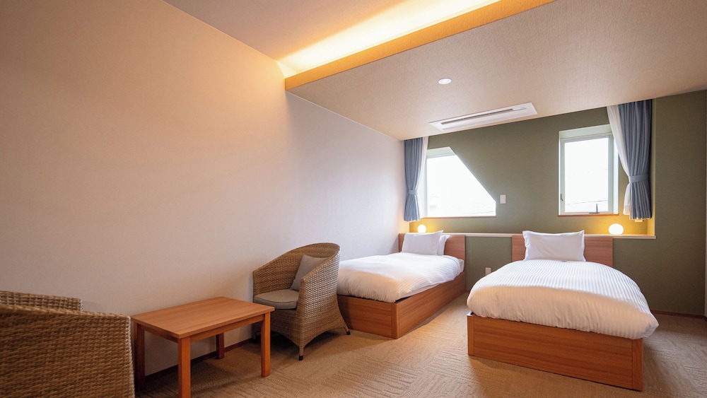 Japanese Western, Superior, Twin Beds, 3 Futon Beds, No Bathroom