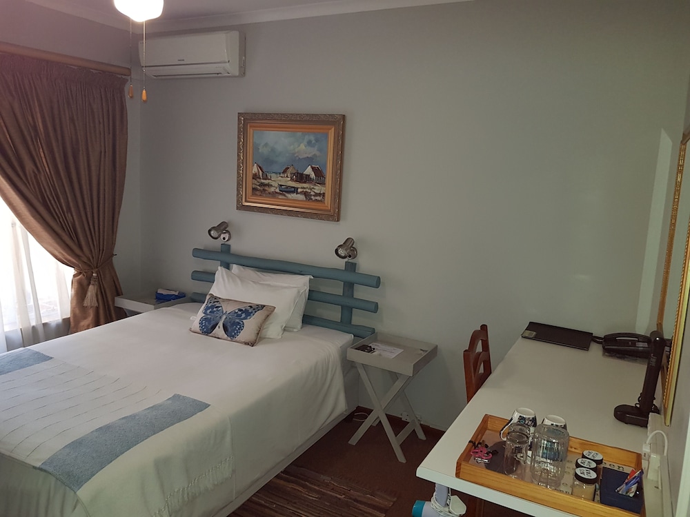 Aandbloem Guest House 4/35