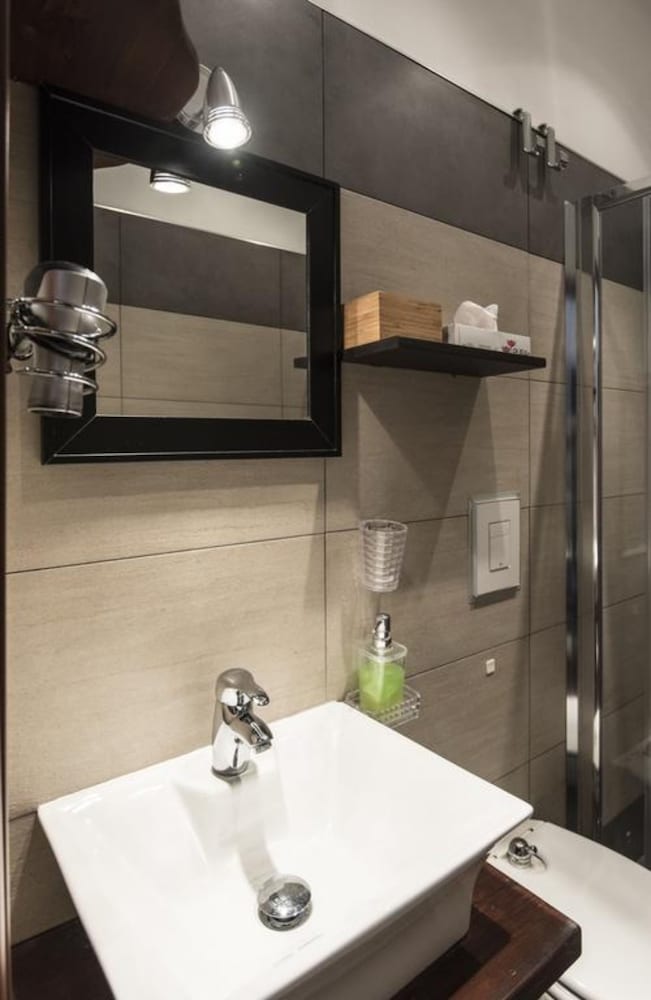Vite Suites 25/28