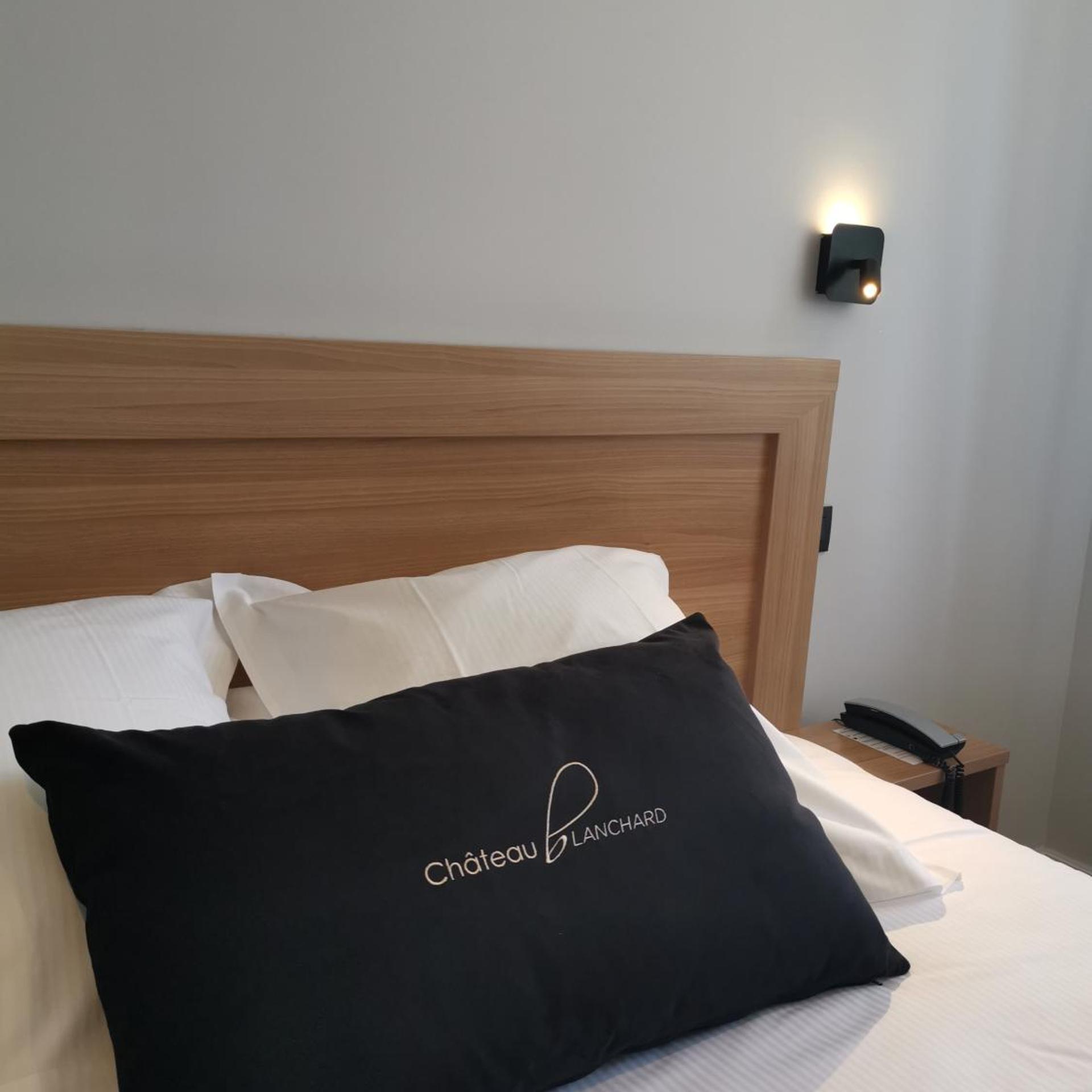 HÔTEL LE CHÂTEAU BLANCHARD 9/16