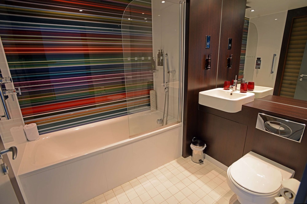 Village Hotel Solihull 17/64