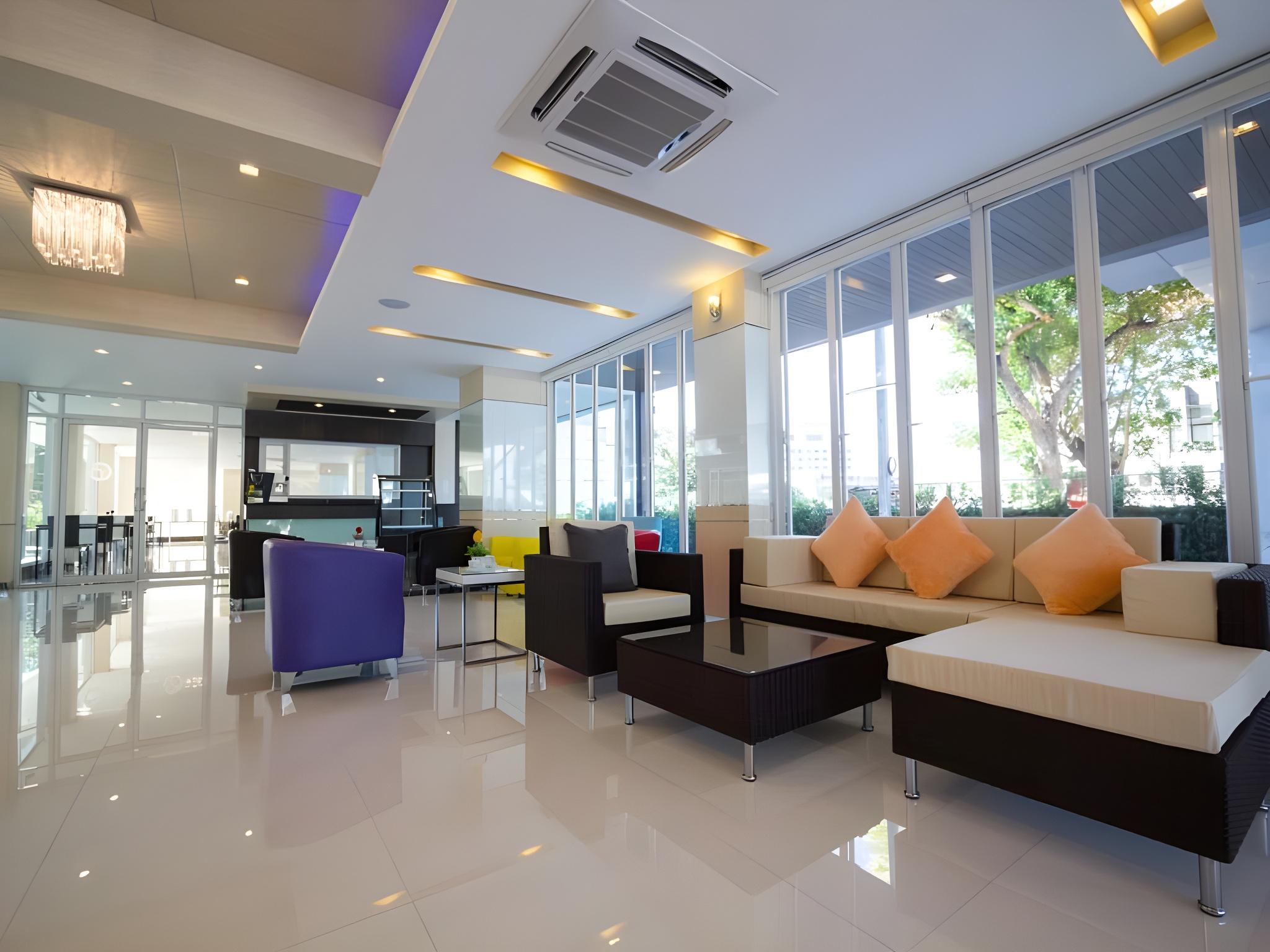 The Ozone Boutique Hotel 40/48