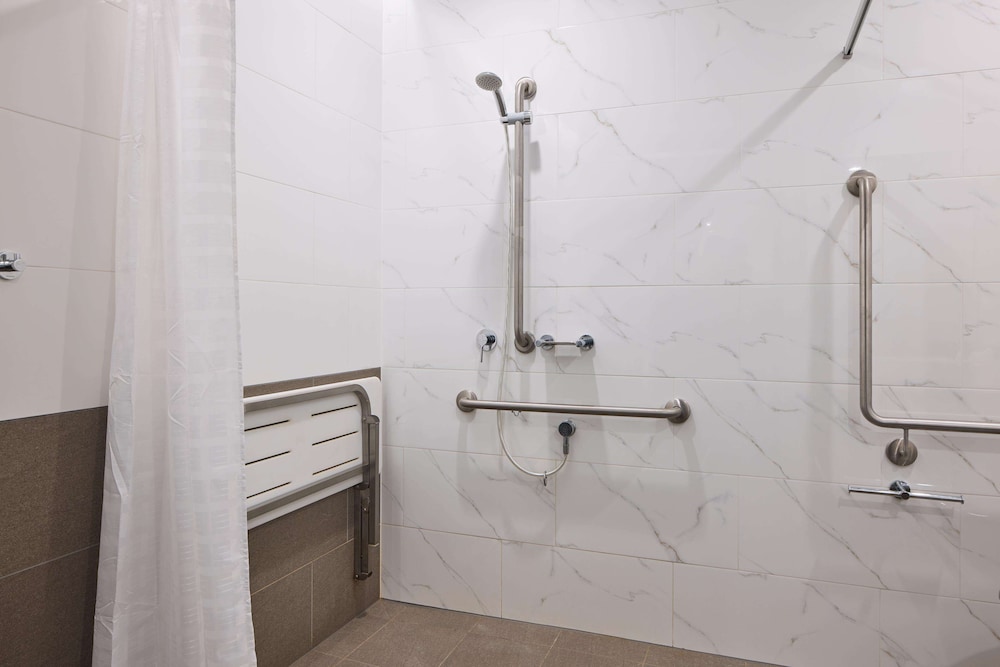 Rydges Perth Kings Square 60/63