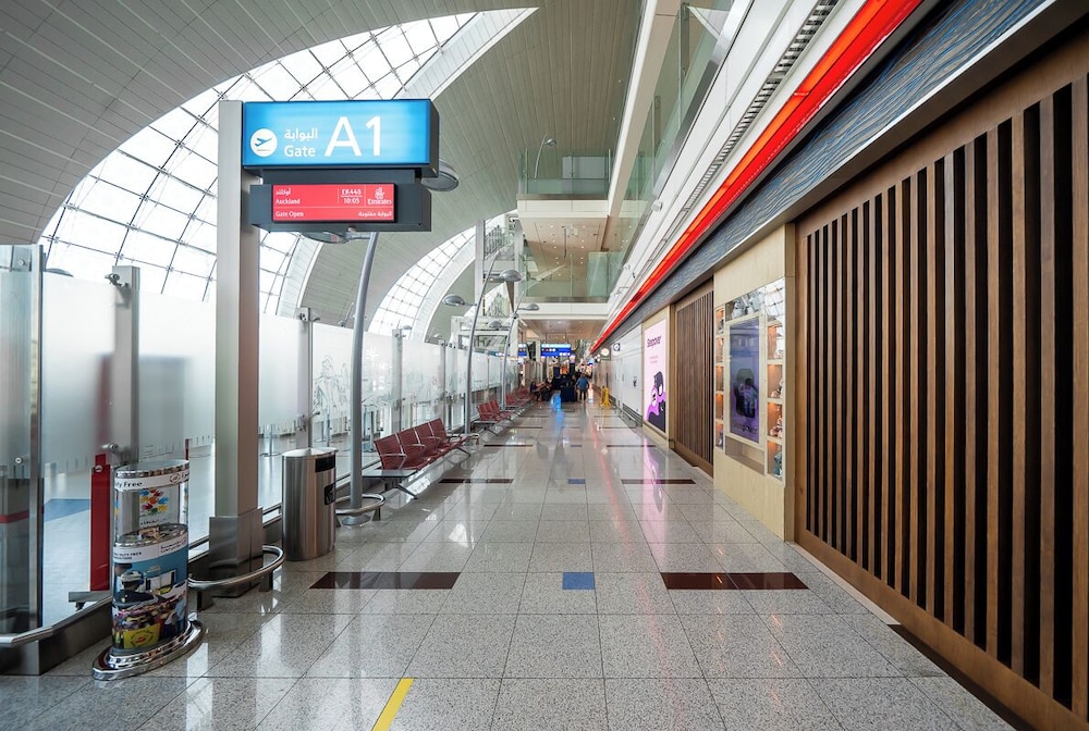 Sleep N Fly Sleep Lounge A Gates Terminal 3 Transit Only 41/50