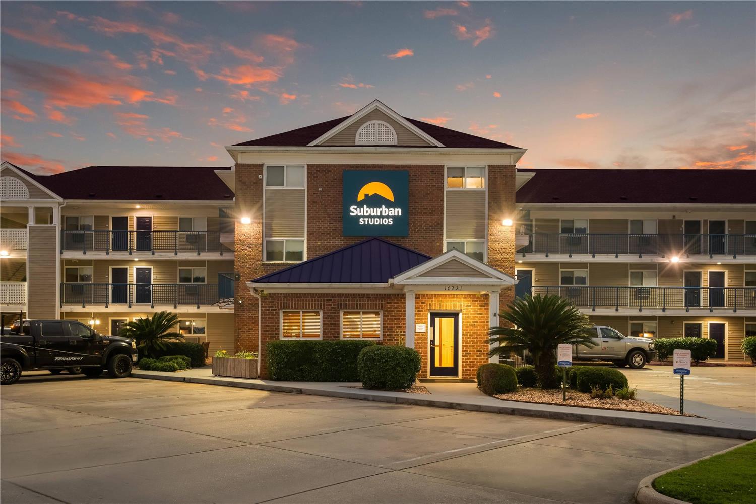 Suburban Studios Biloxi North Area 2/45
