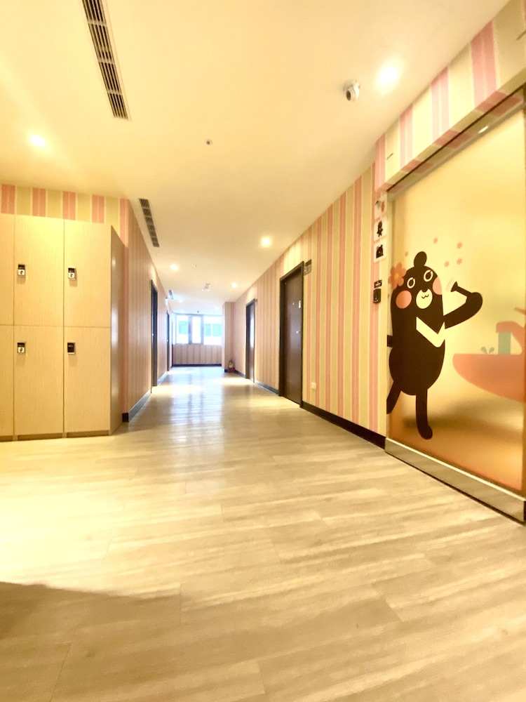 Heybear Capsule Hotel 28/50