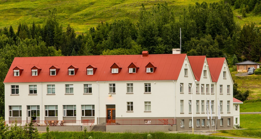 Hotel Laugar 2/50
