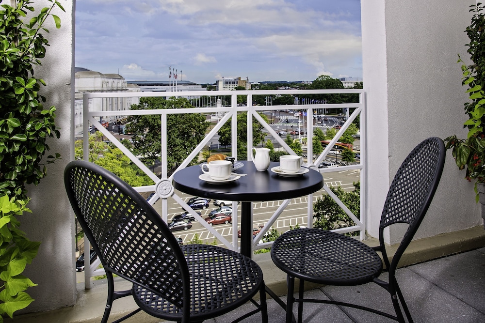 Phoenix Park Hotel 20/50