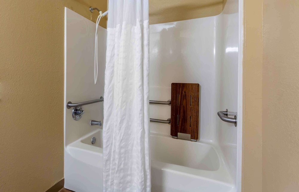 Studio 6 Extended Stay Washington, D.C. Gaithersburg South MD 54/55