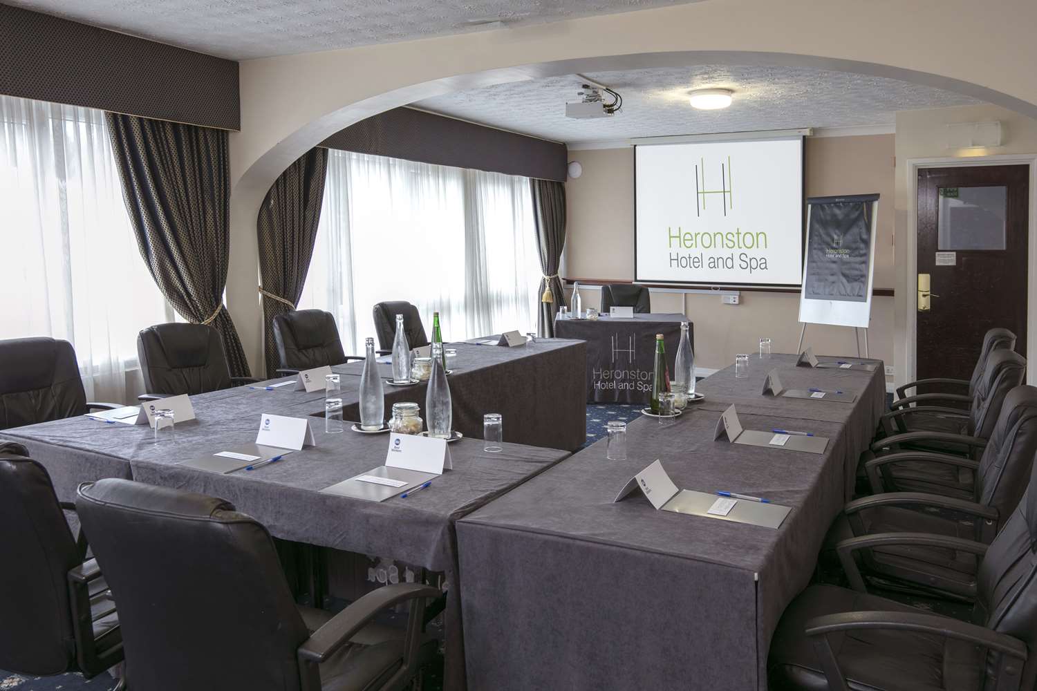 Best Western Premier Heronston Hotel & Spa 16/24