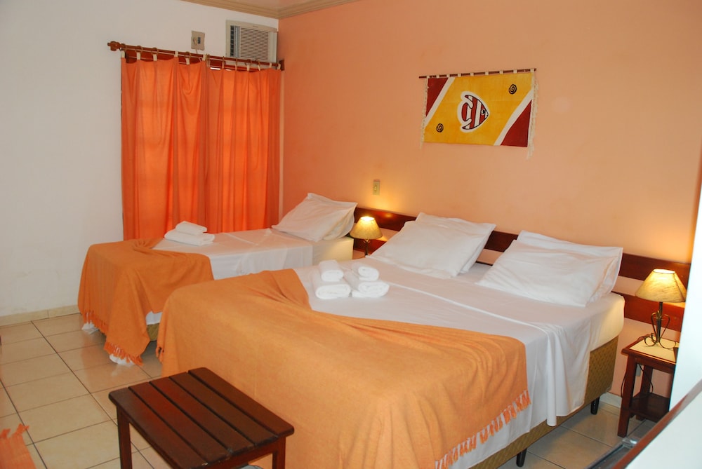 Family, 1 Double and 4 Single Beds