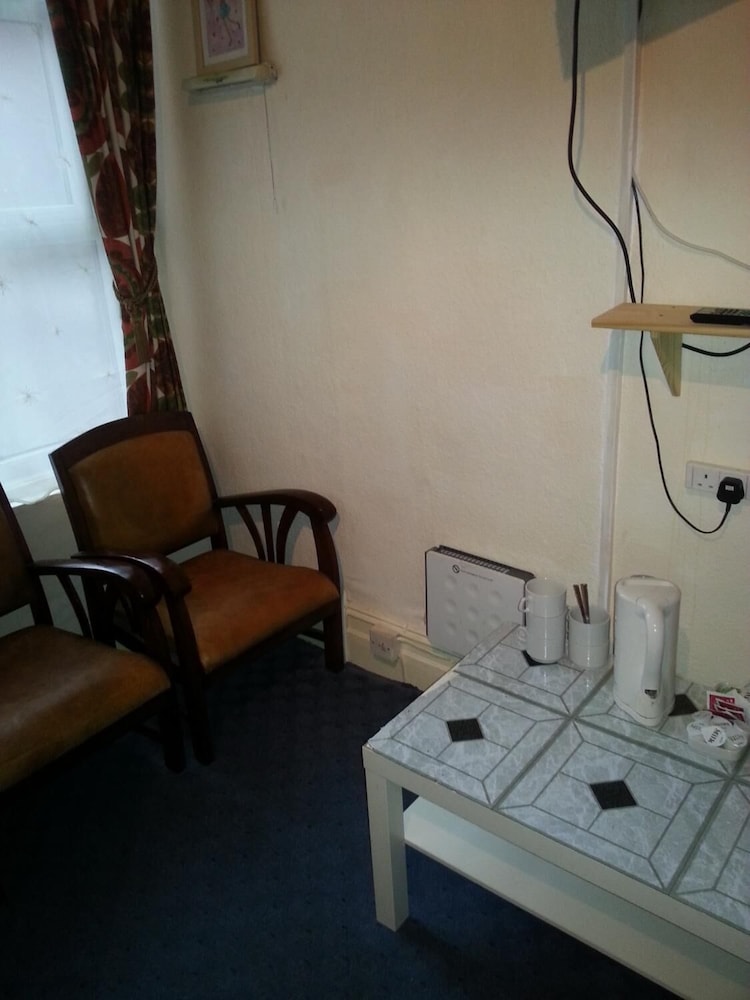 Jesmond International Hotel 55/69
