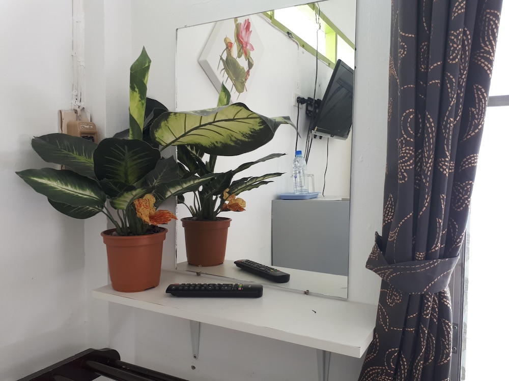 Sukhothai Bungalow 9/21