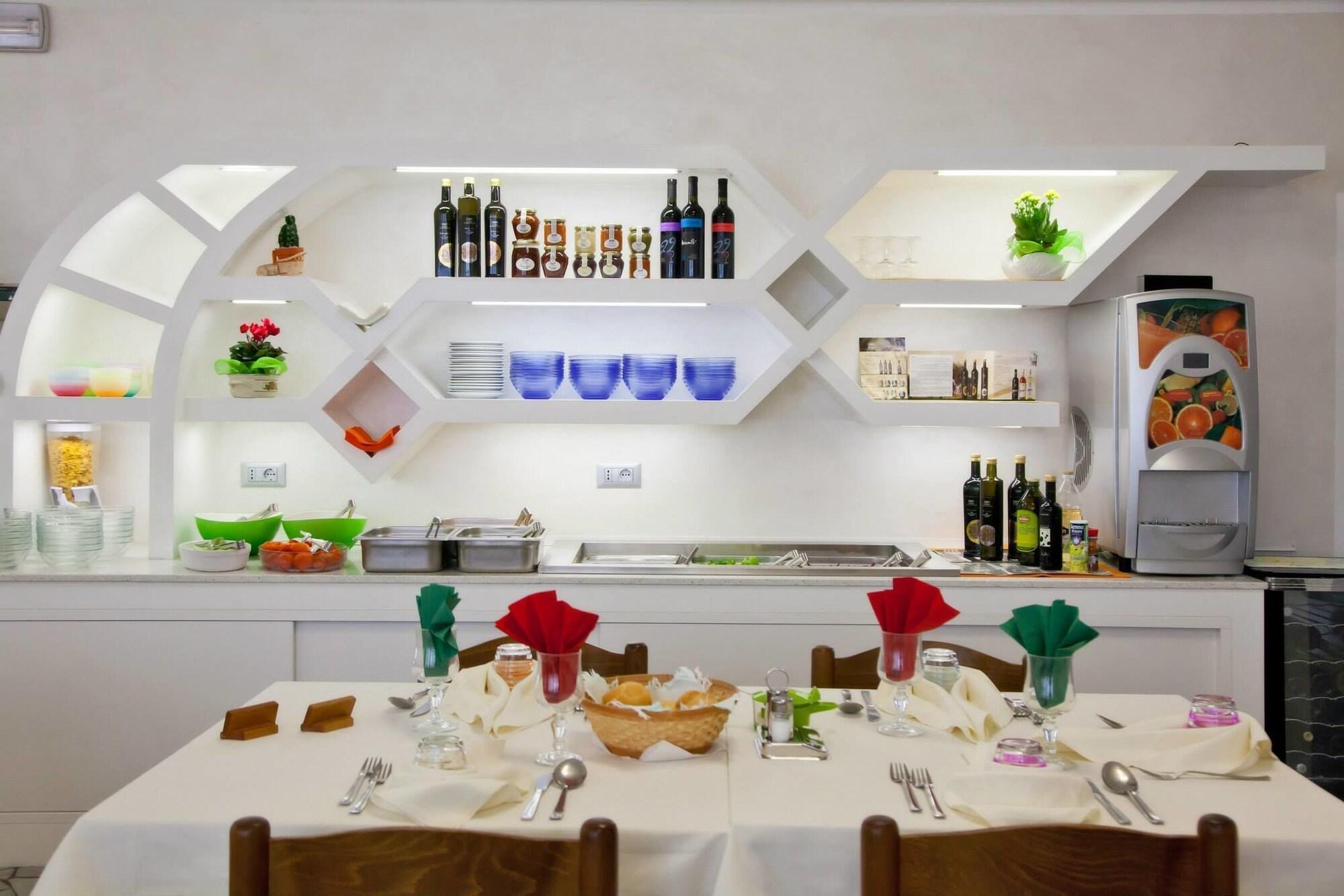 Hotel Fabris 23/36