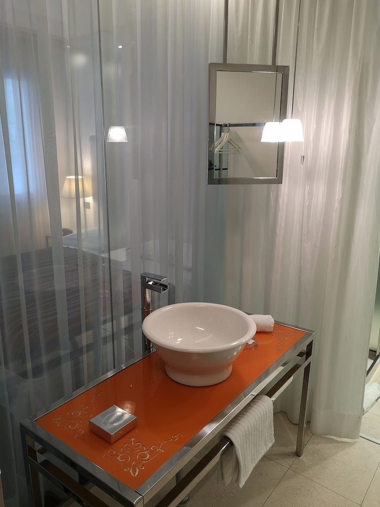 Hotel San Marino Idesign 31/34