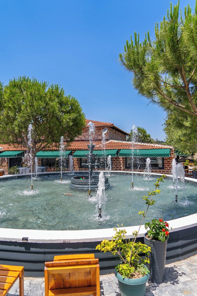 Simlarda Country Club 2/79