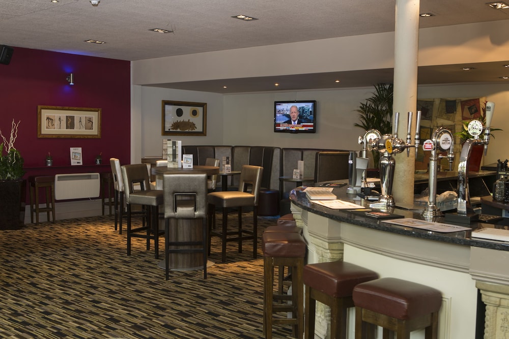 The Crown Hotel 59/74