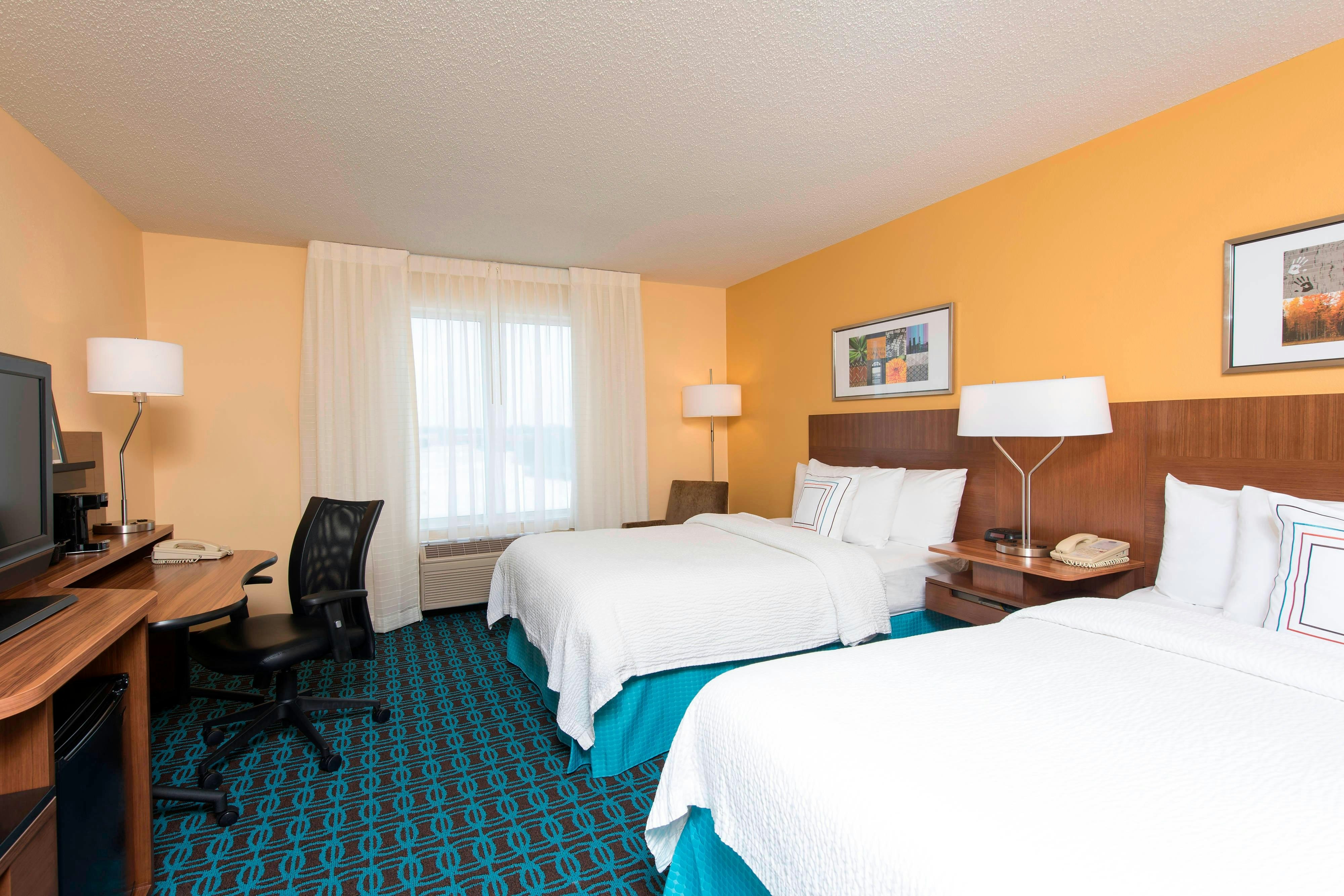 Room at Fairfield Inn Suites Chicago St Charles, ST CHARLES - IL