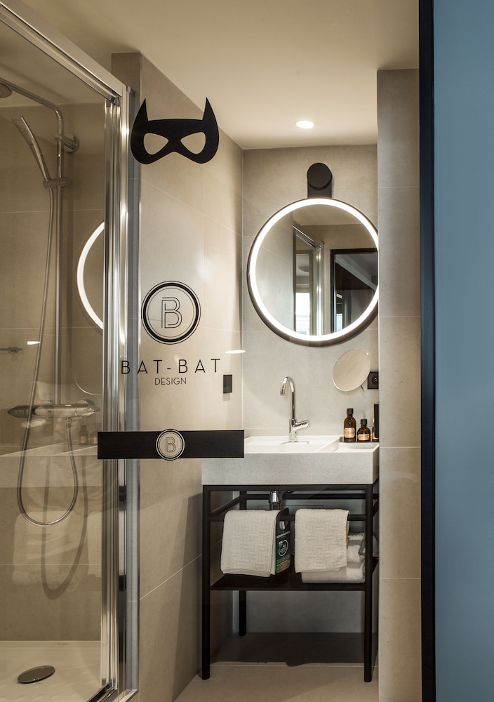 Mercure Paris 17 Batignolles 20/71