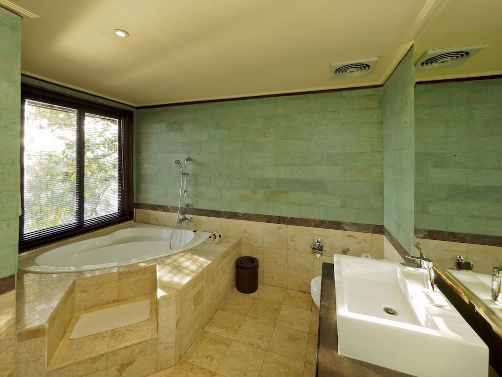The Menjangan by LifestyleRetreats 48/50
