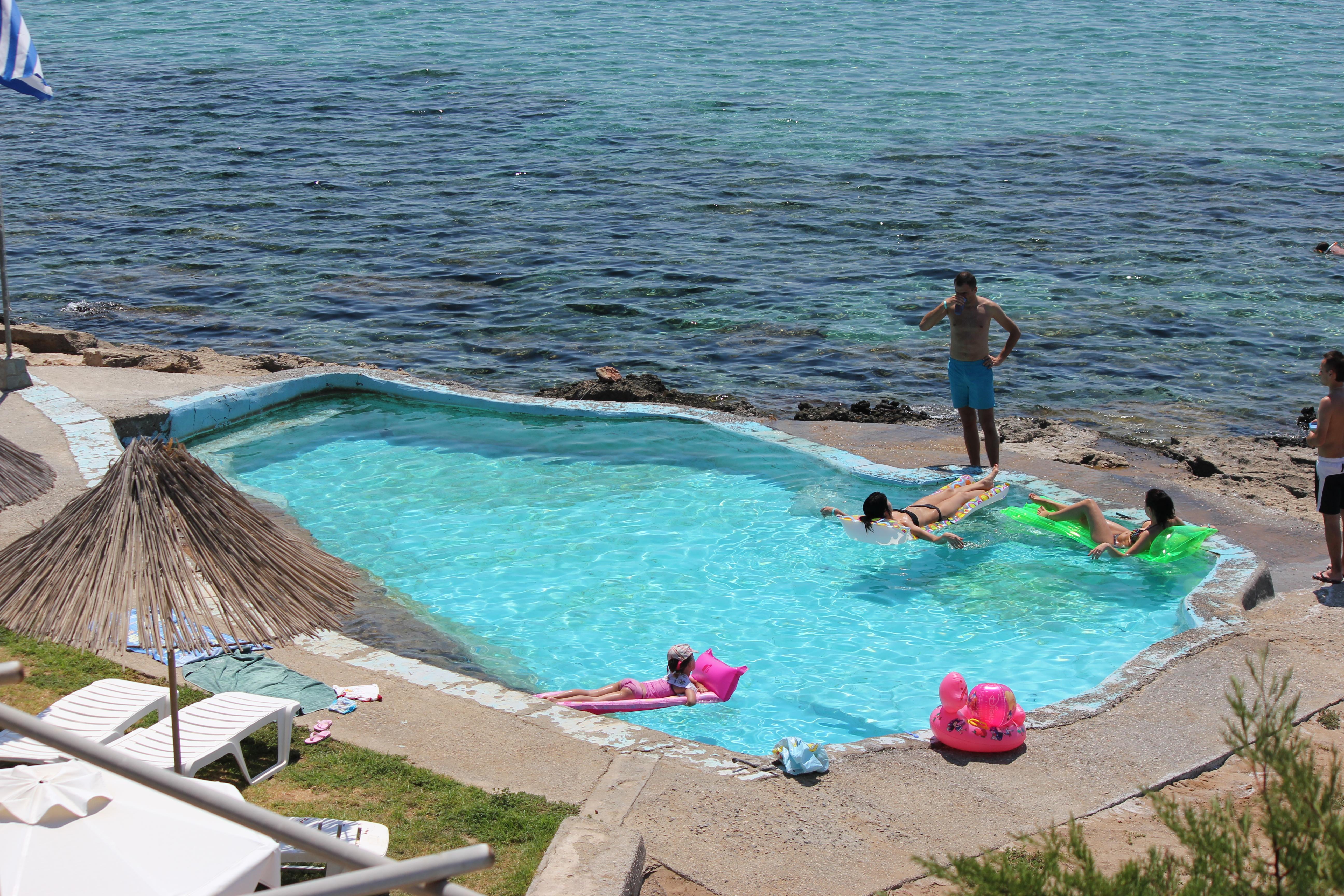 Ilyssion Beach Resort 37/39