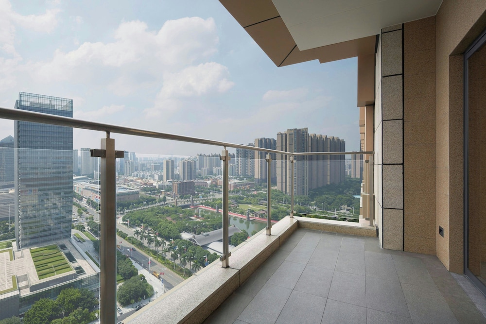 Courtyard By Marriott Foshan 6/24