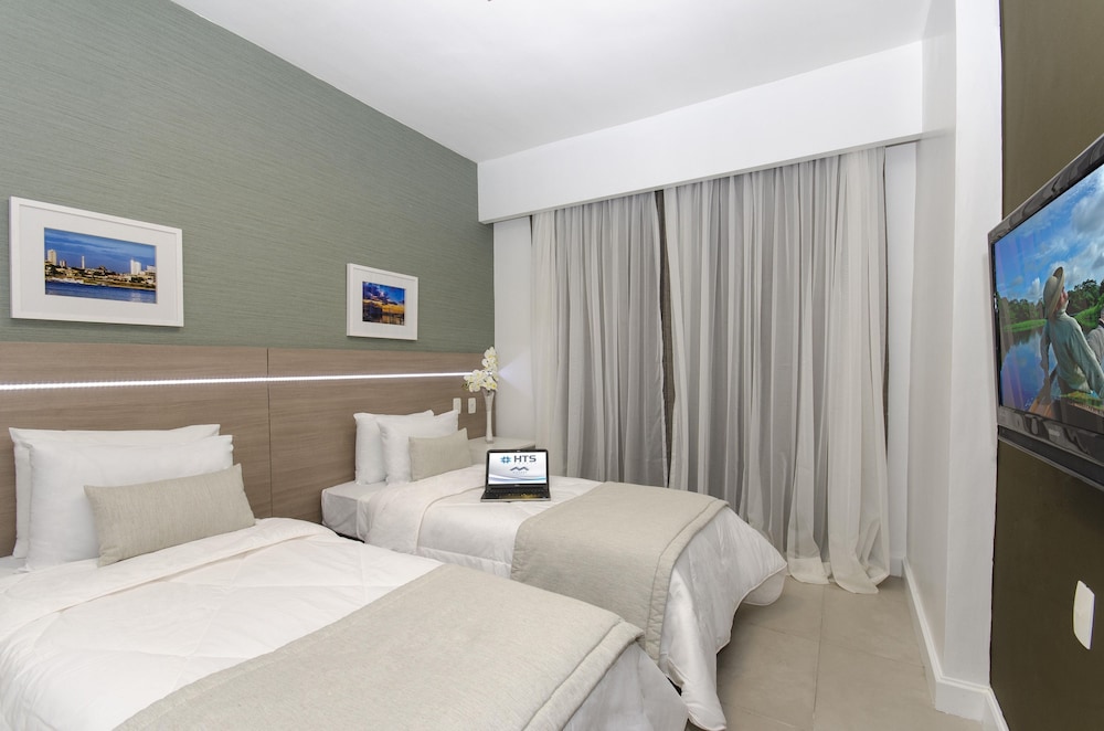 Hotel Adrianopolis All Suites 13/65