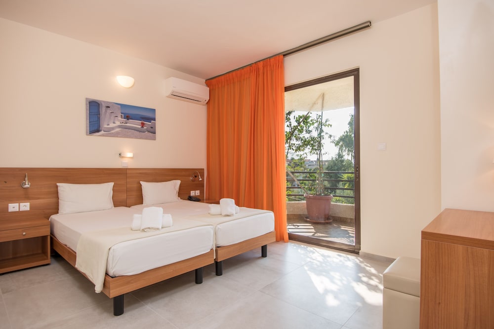 Lido Hotel 10/49