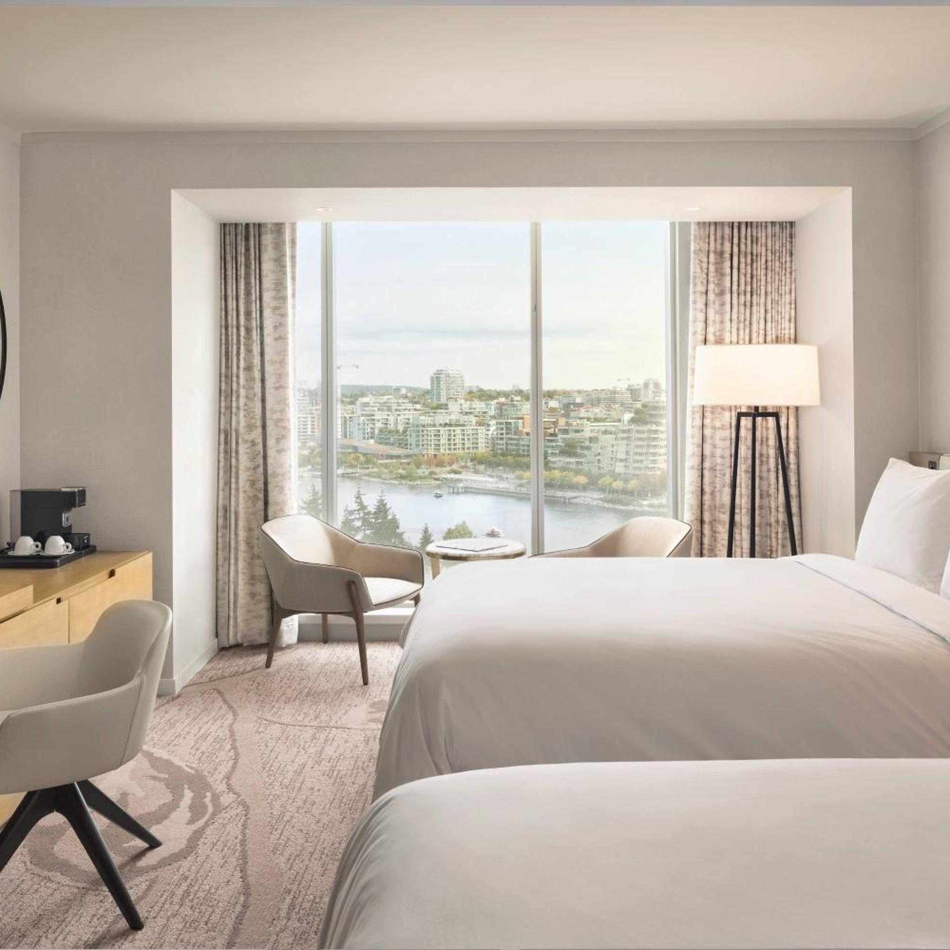 Guest Room, 2 Queen Beds, Water View