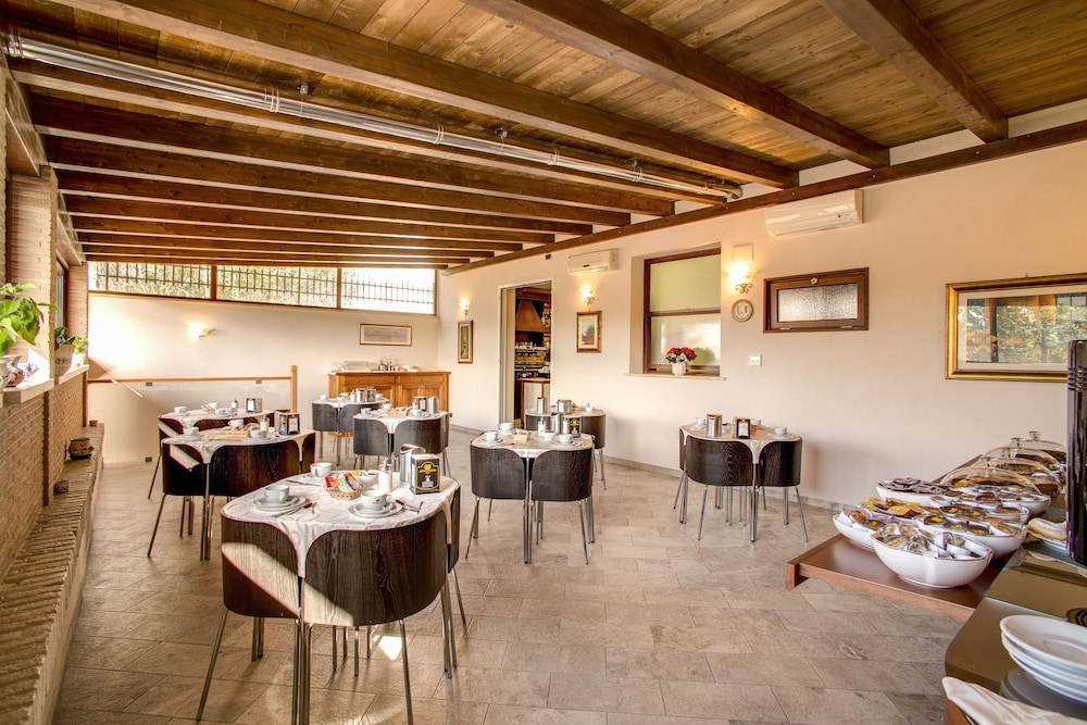 Hotel Roma Tiburtina 33/50