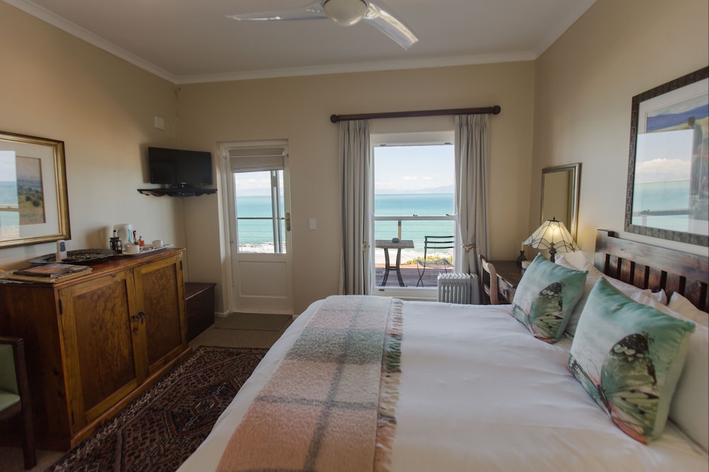 Moonglow Guest House 3/21