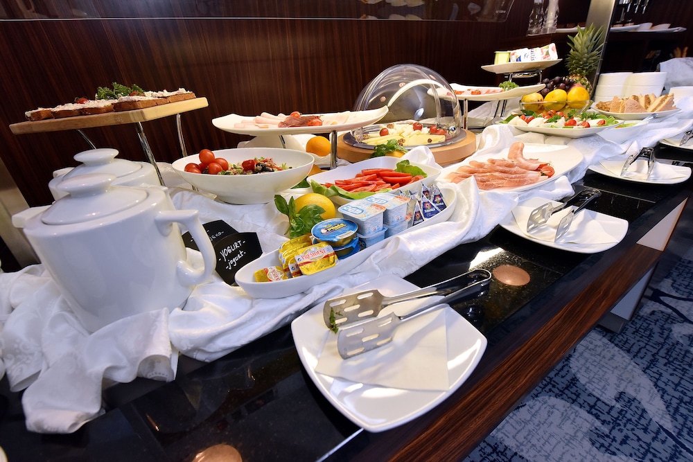 Ziya Hotel 53/67
