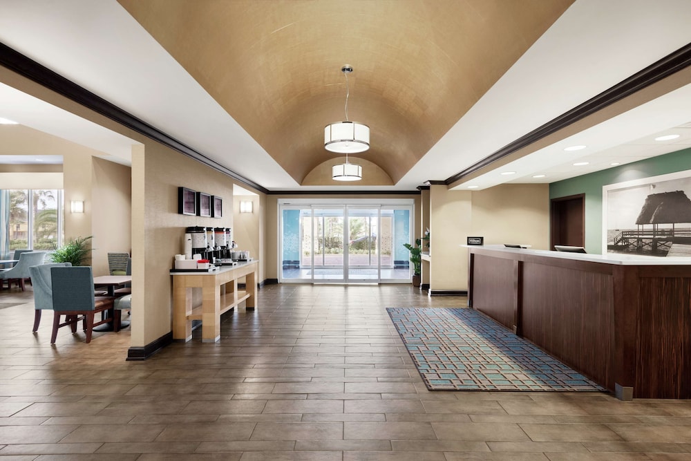 Hampton Inn Suites Brunswick 8/45