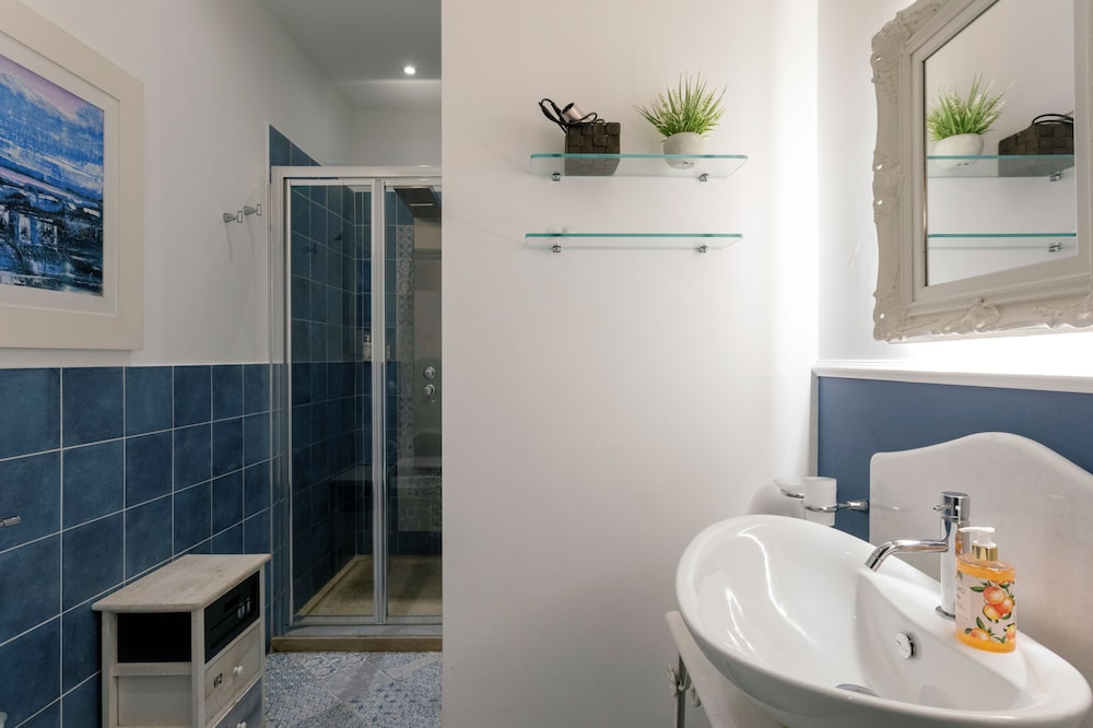Dimora Bellini Luxury Rooms And Breakfast 50/50
