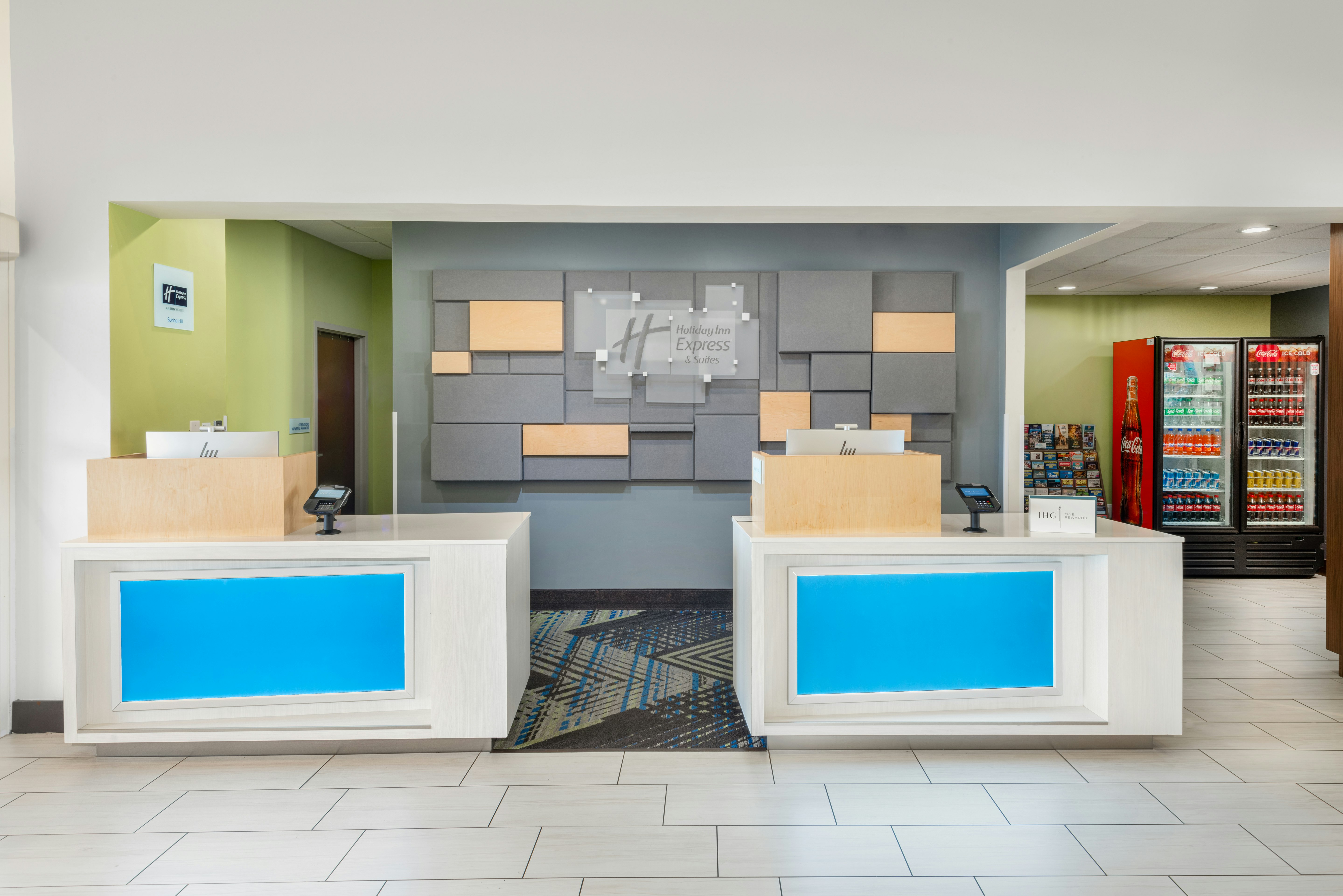 Holiday Inn Express Hotel & Suites Spring Hill 11/69