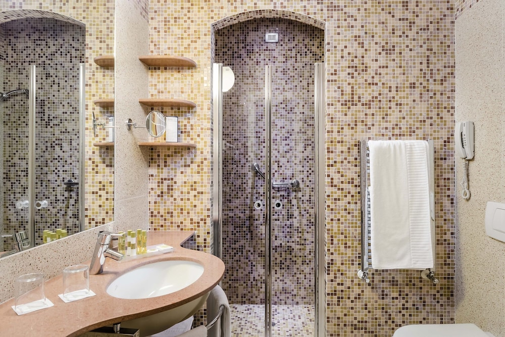 Eurostars Centrale Palace 50/50